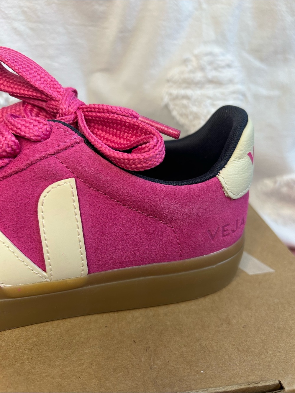 Veja Exclusive Campo Bold Sneakers Pink - Picture 12 of 16